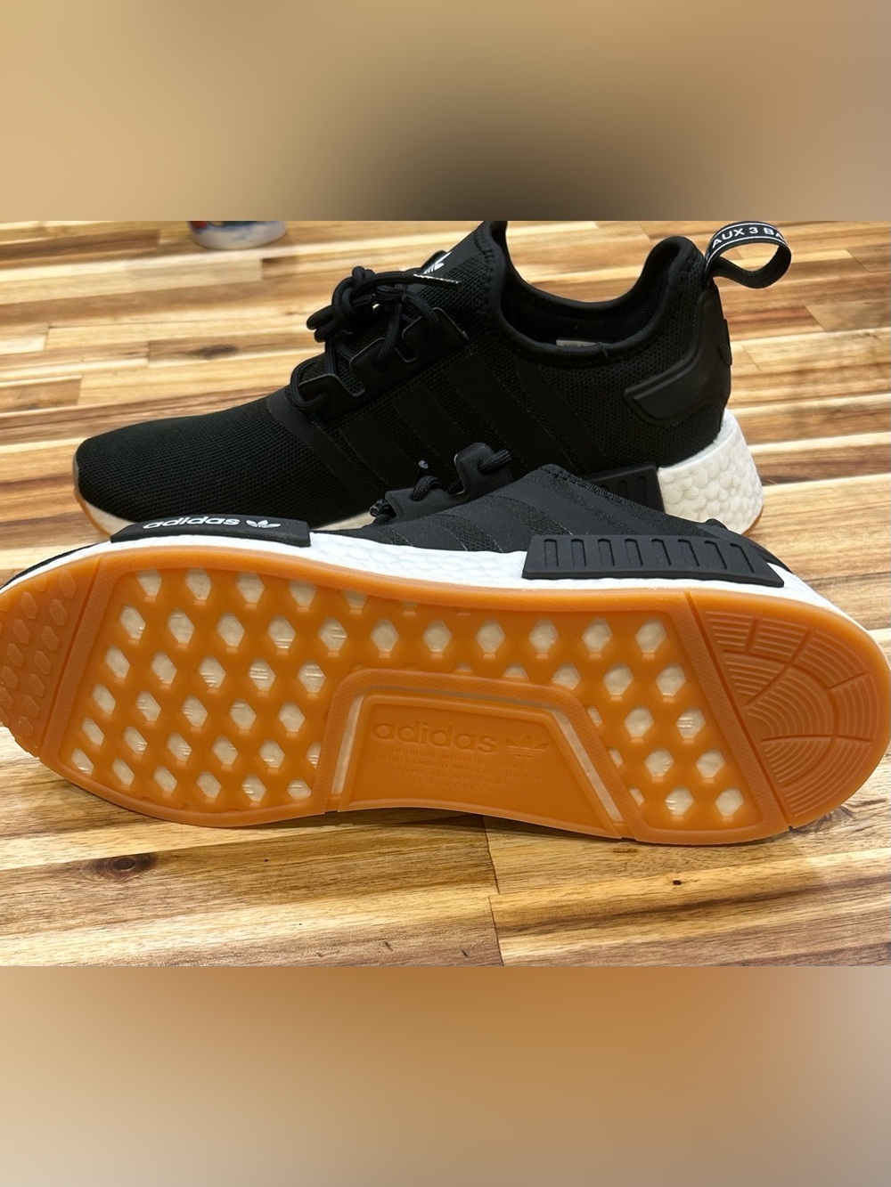 (Brand New) Men’s 8 1/2 Adidas NMD R1 Primeblue “Gum Bottoms” - Picture 2 of 15